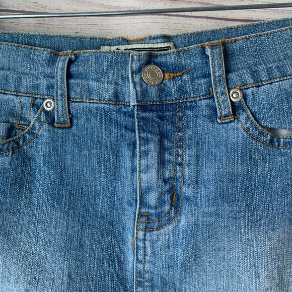 Route 66 Original Clothing Co Girls Denim Jean Skirt Studded Panel Back Size 8 - Picture 11 of 15